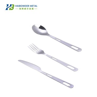 Forc agus spúnóg Tíotáiniam Pure